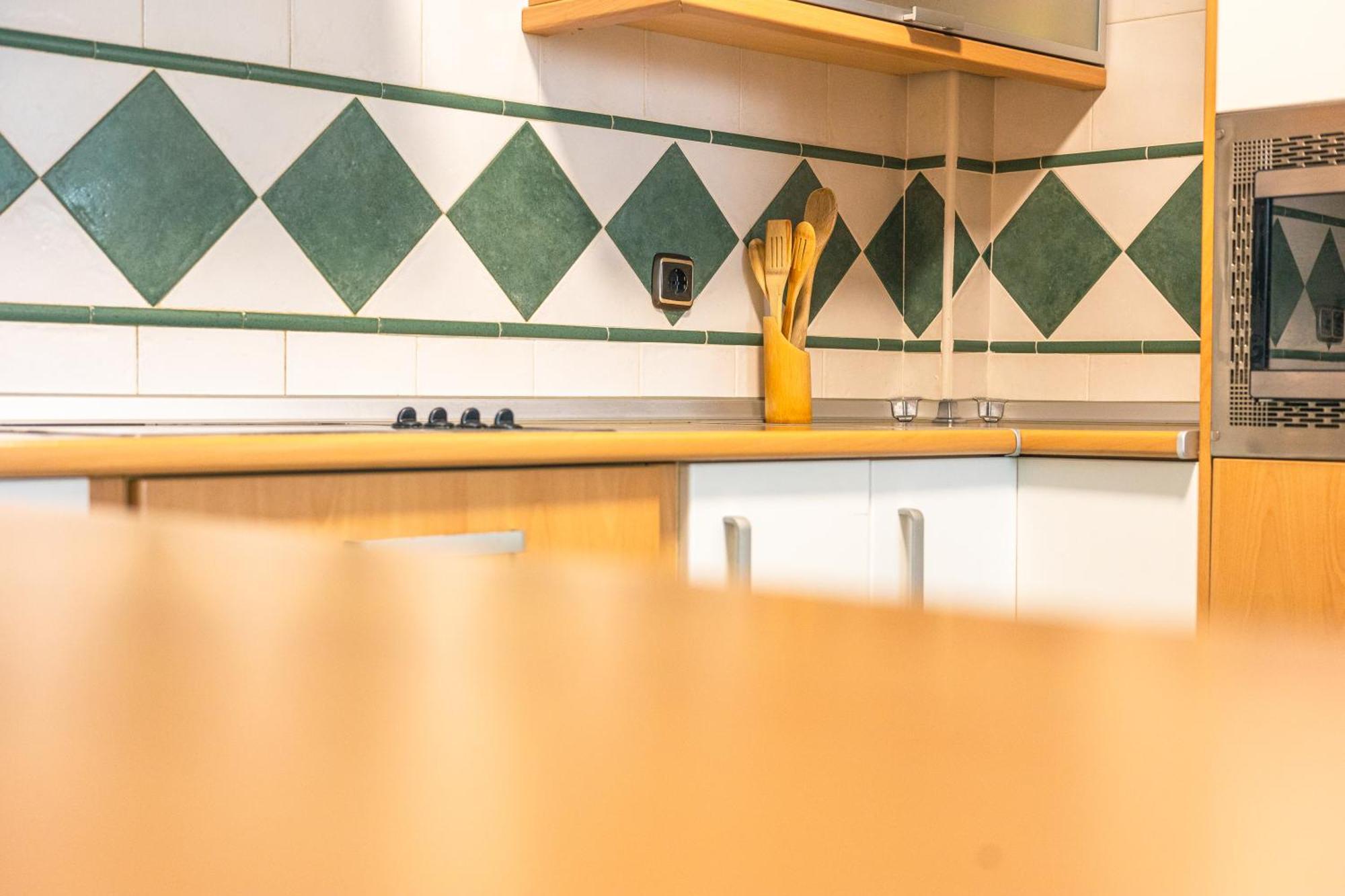 Grande Apartamento Familiar セビリア エクステリア 写真
