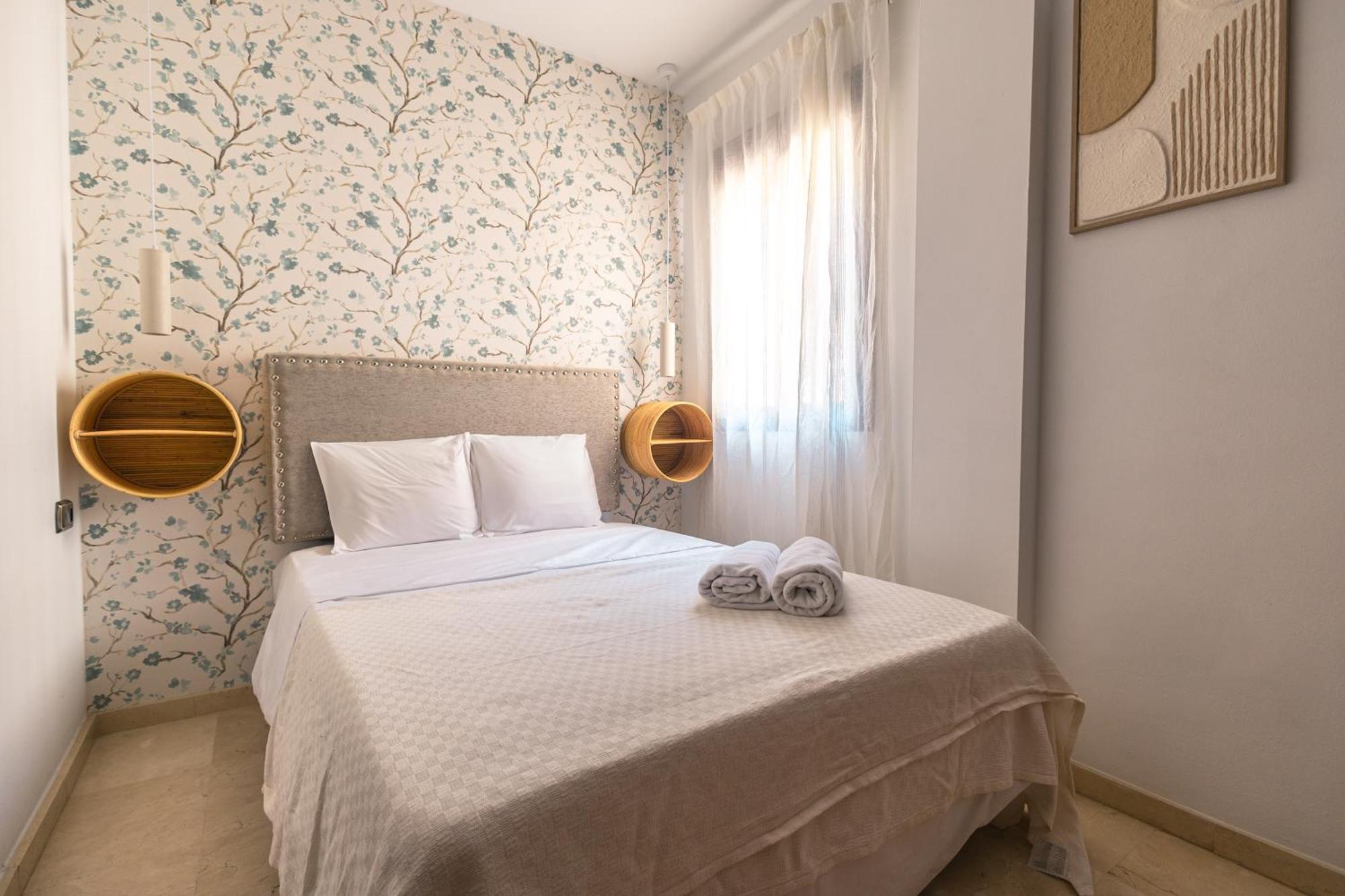 Grande Apartamento Familiar セビリア エクステリア 写真