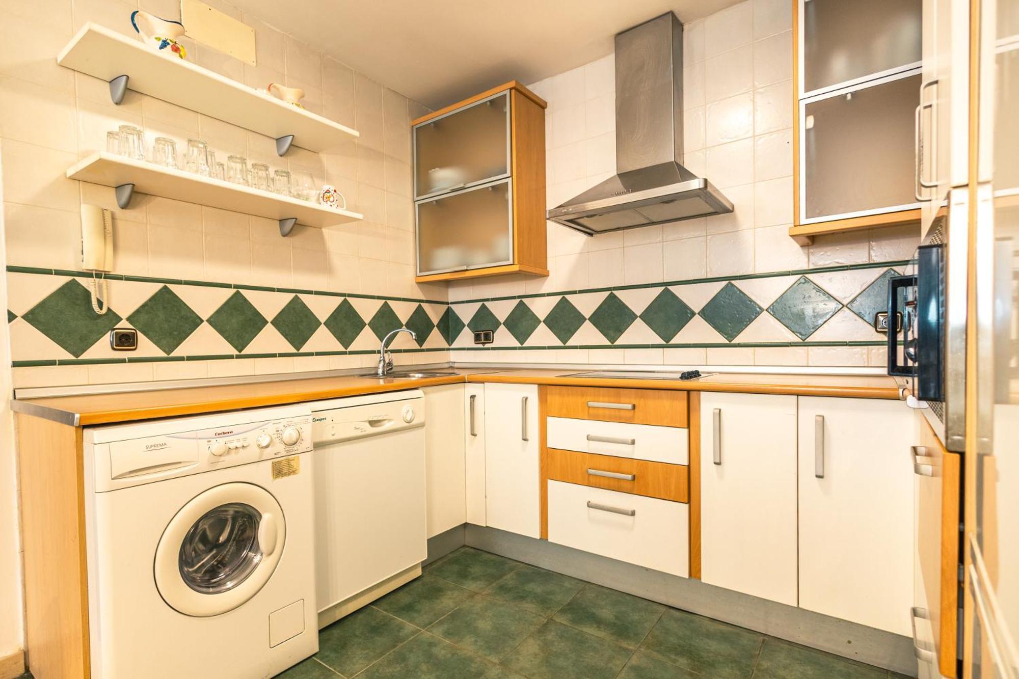 Grande Apartamento Familiar セビリア エクステリア 写真