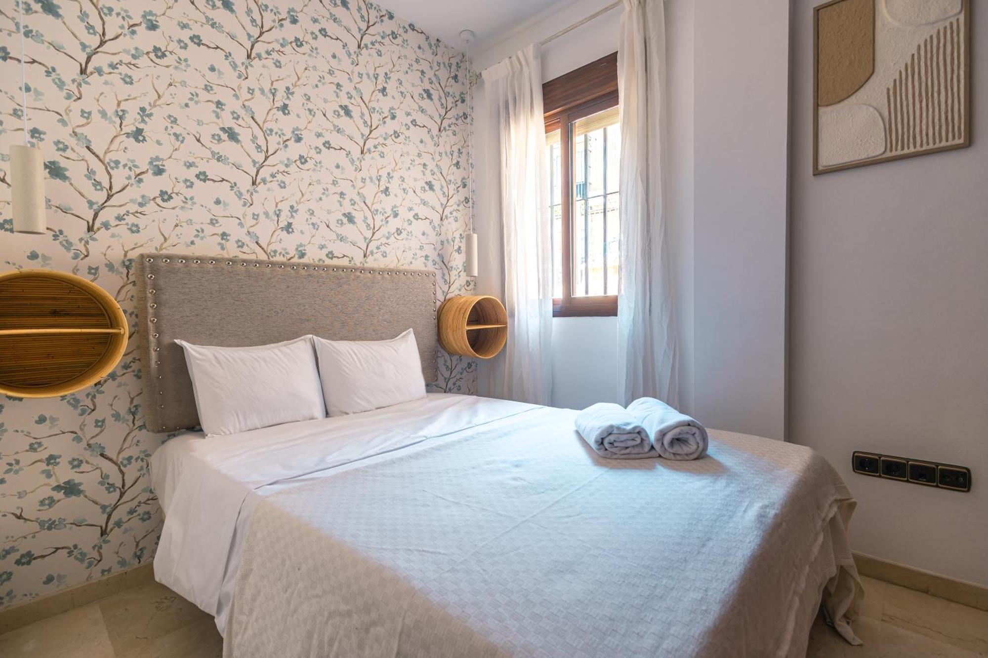 Grande Apartamento Familiar セビリア エクステリア 写真